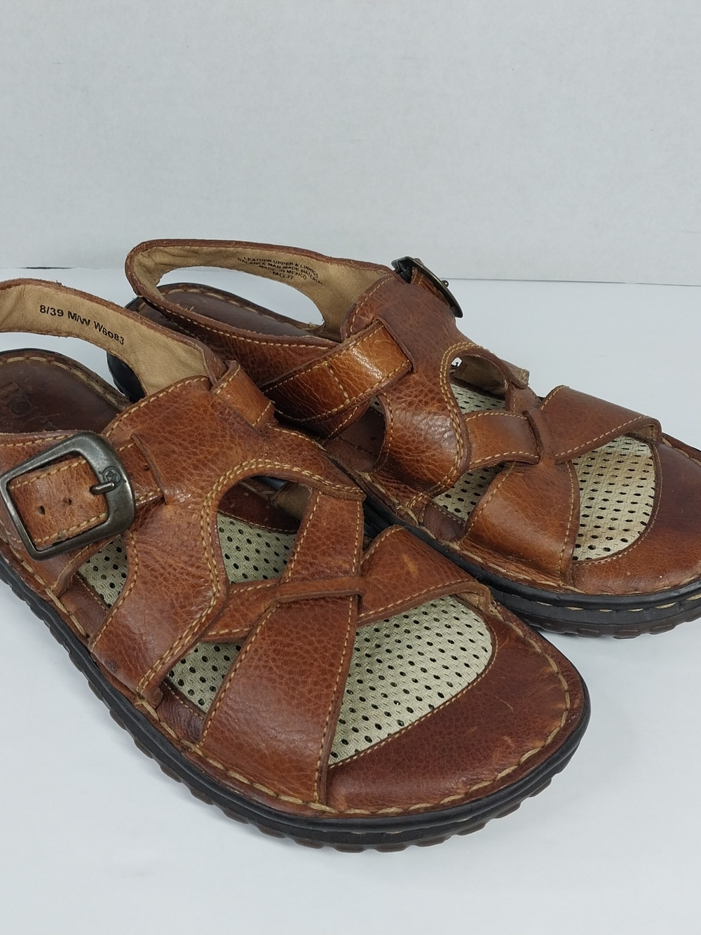 Born Women Size 8 Brown Leather Fisherman Granola Boho Sandal Side Buckle Shoes